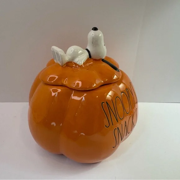 Peanuts Rae Dunn Pumpkin Jar - Picture 2 of 5